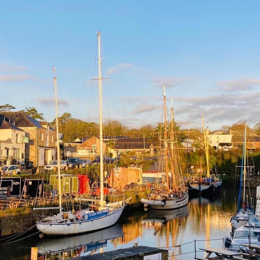 Stunning Yacht Sea Lion In Charlestown Harbour, Cornwall酒店 外观 照片